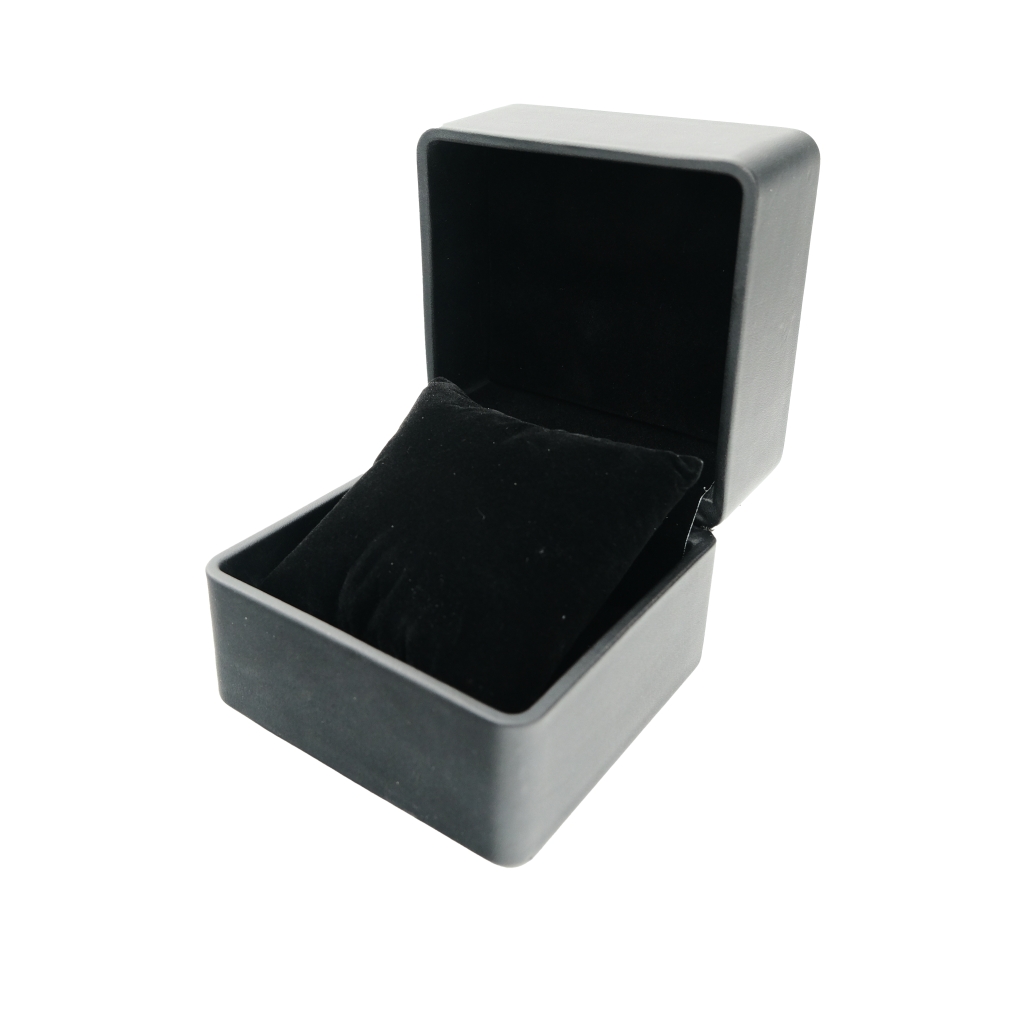 سانسر - سوار وصندوق ساعة مغطى بالجلد مقاس 10 × 10 سم