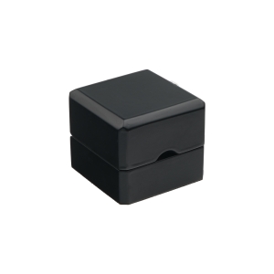 Айдан - Деревянная коробочка для колец 6х6см